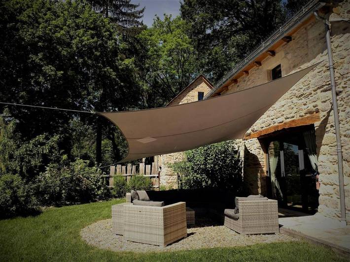 Location de vacances pour 9 personnes, avec jardin et jacuzzi à Saint-Germain-du-Teil - 2