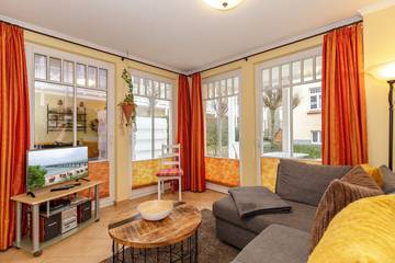 Ferienwohnung für 4 Personen, mit Sauna und Terrasse in Kühlungsborn
