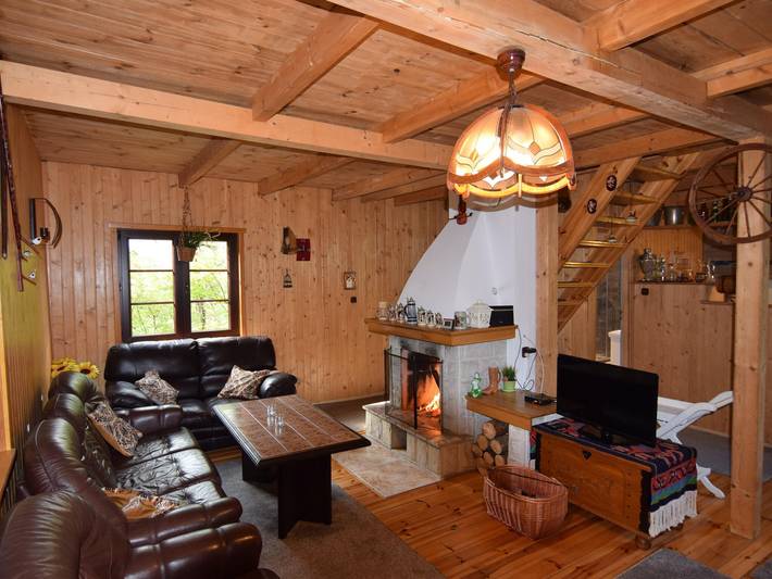 Maison en bois près du lac Radunskie in Stężyca, Powiat de Kartuzy