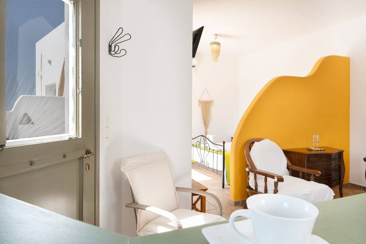 Ganze Wohnung, Sifnos Apartment – Haustierfreundlich mit Meerblick und Whirlpool in Sikinos