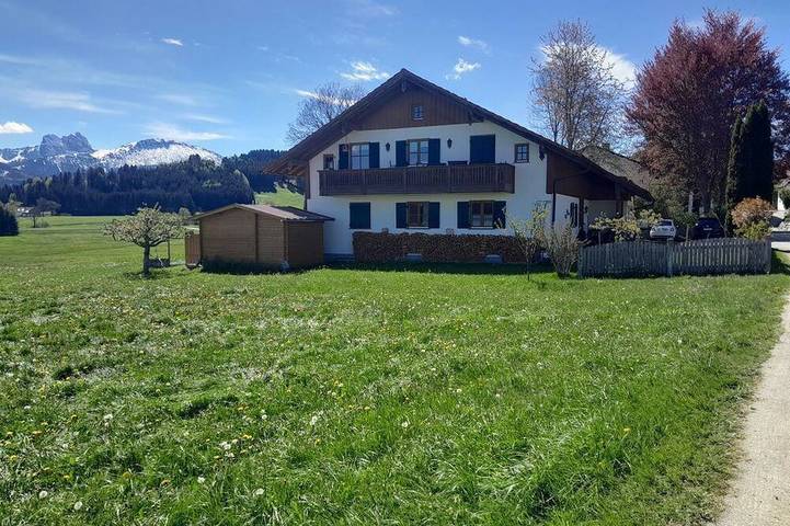 Ferienwohnung für 3 Personen, mit Balkon in Eisenberg