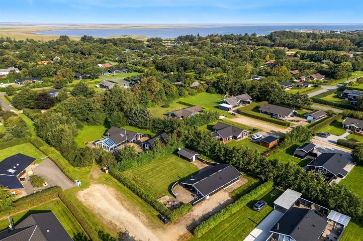 Ferienhaus für 6 Personen, mit Whirlpool und Terrasse sowie Garten und Sauna in Bork Havn - 2