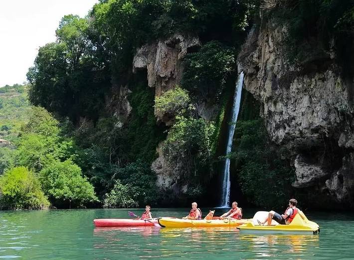 Chalet pour 6 personnes, avec terrasse et piscine, animaux acceptés dans l' Aveyron - 2