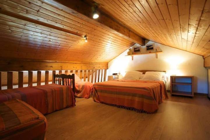 Hütte für 4 Personen, mit Terrasse im Jura - 2