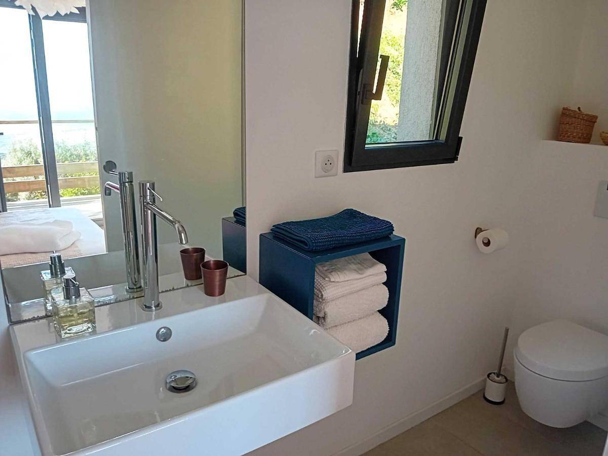 Double Room with Sea View in Belvédère-Campomoro, Arrondissement de Sartène