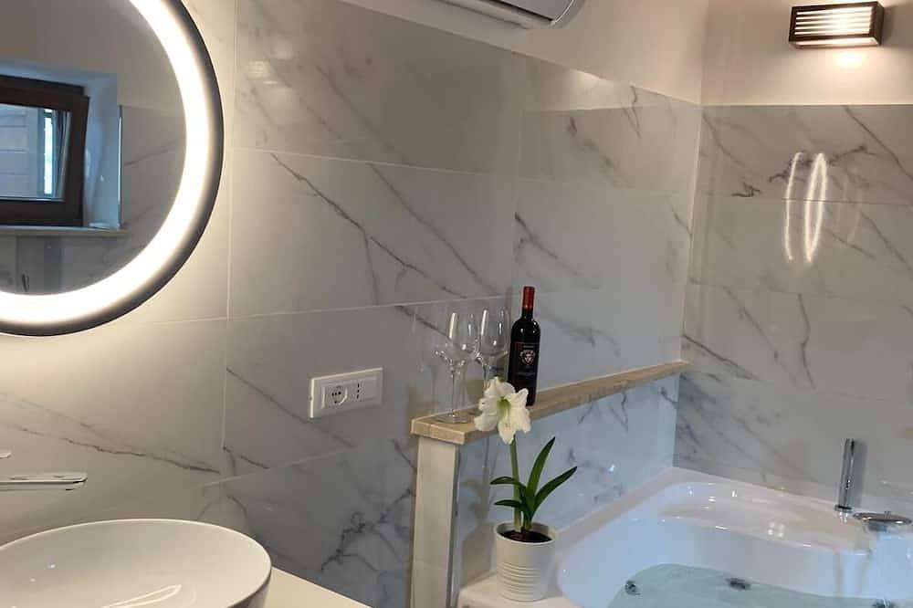 Fuga romantica tra natura e confort a soli 50km da Roma in Corchiano, Provincia di Viterbo