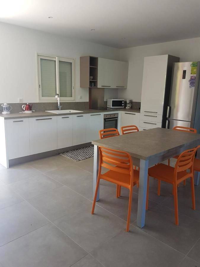 Gîte pour 5 personnes, avec terrasse et vue, animaux acceptés dans Plage de Tenutella - 4