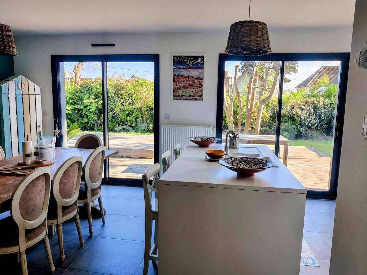 Four-Bedroom House in Cabourg, Région de Caen