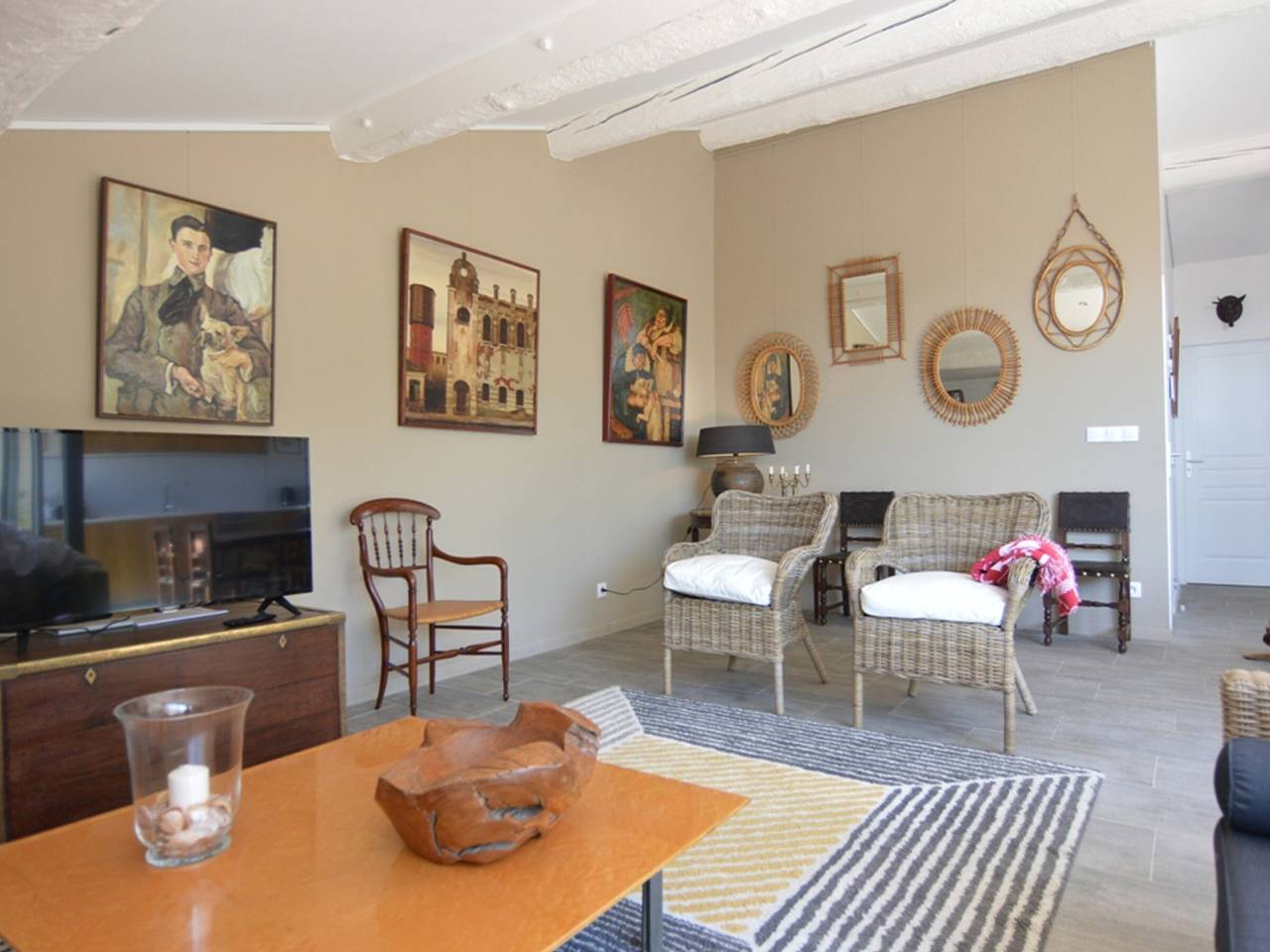 Apartamento entero, Apartamento con encanto en Mèze, terraza privada in Mèze, Costa mediterránea (Francia)