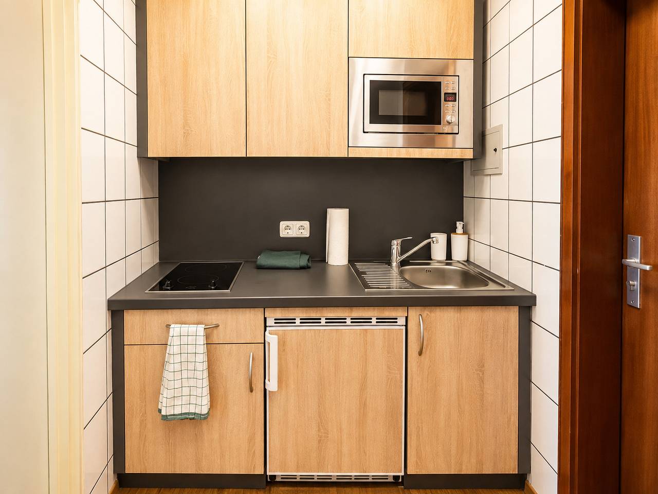 Geheel vakantieappartement, Vakantieappartement voor 2 personen met balkon in Deutsches Eck, Koblenz