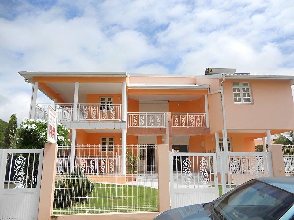 Appartement entier, Location de vacance en Martinique à 5 minutes des plages. in Sainte-Anne (Martinique), Martinique