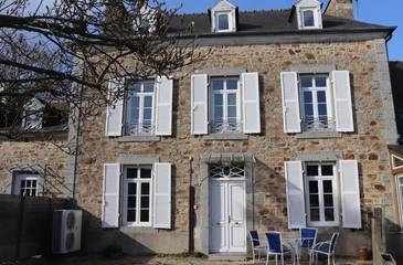 Chambre d’hôte pour 2 personnes, avec jardin à Plédéliac