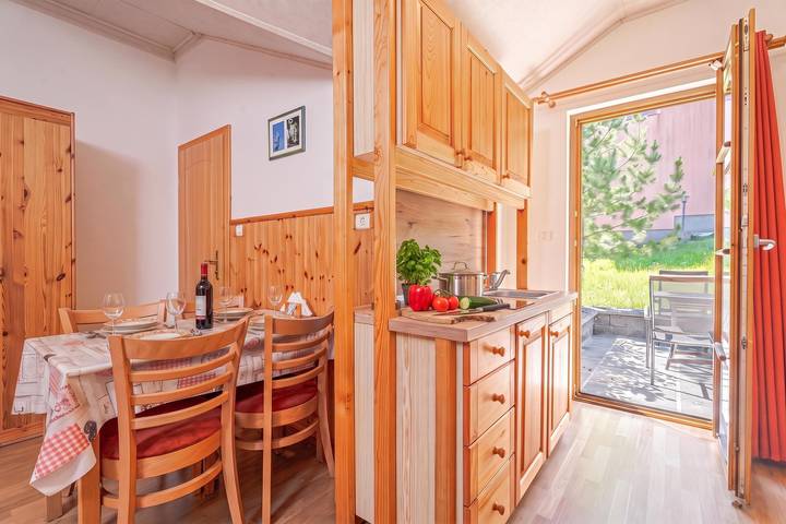 Ganze Wohnung, Pivka Apartment With Terrace in Innerkrain-Karst