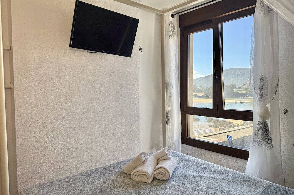 Ganze Wohnung, Apto 3 habitaciones en la playa - Perez del Molino 5806 in Isla, Arnuero
