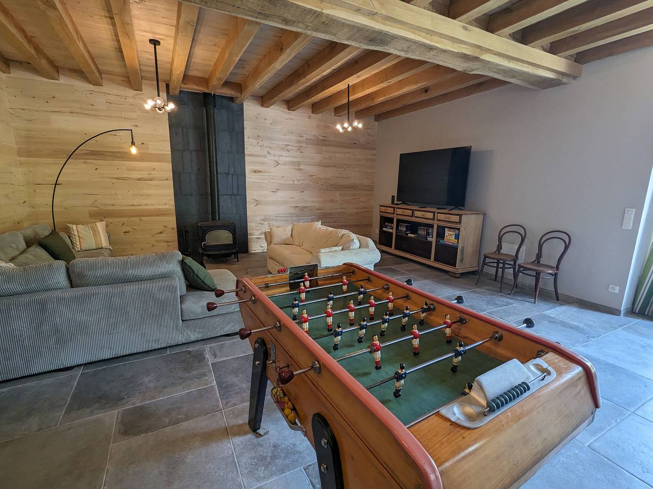 Maison familiale avec piscine privée chauffée, près de Pithiviers et Fontainebleau, à 1h30 de Paris in Aulnay-la-Rivière, Région de Pithiviers
