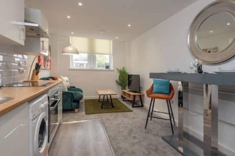 Ganze Wohnung, Thornhill House by Guestz in Wakefield, Westliches Yorkshire