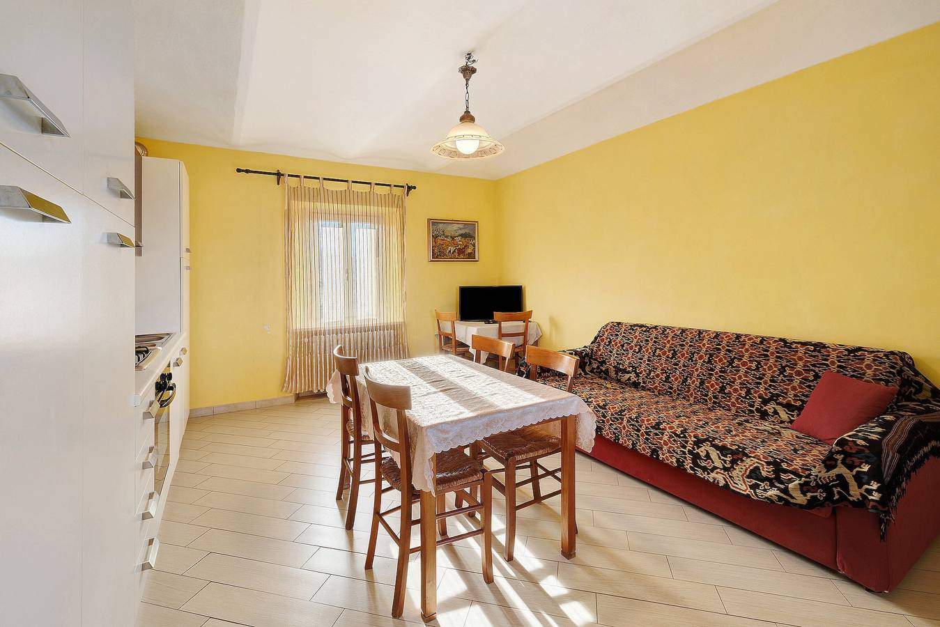 Ganze Wohnung, Apartment 'Bufalo' mit Bergblick, Gemeinschaftspool und Wlan in Costigliole d'Asti, Langhe