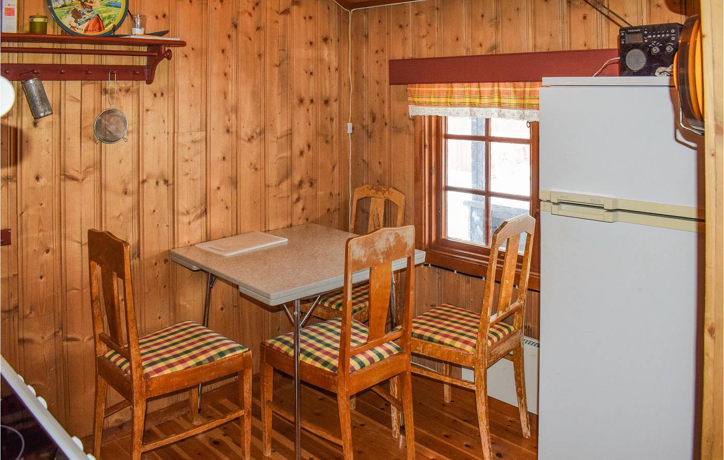 Ferienhaus für 4 Personen mit Garten in Vinje