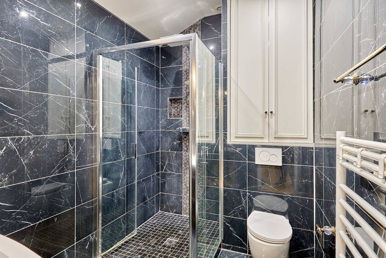 Appartement entier, Appartement de vacances pour 8 personnes in Paris, Île de France