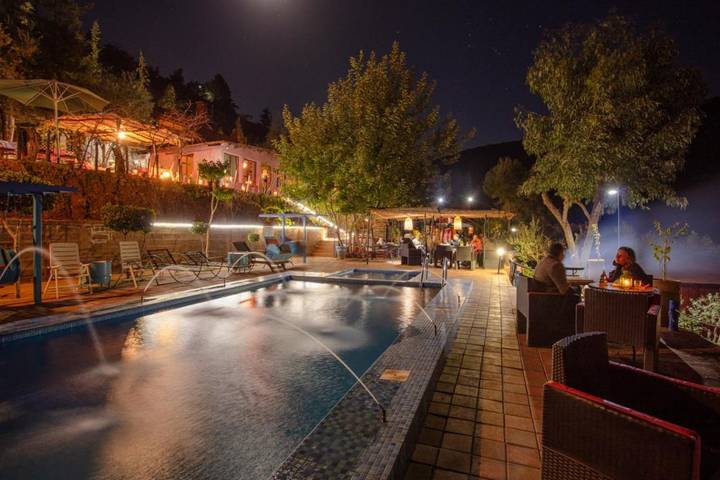 Casa de huéspuedes para 2 personas, con vistas y piscina además de jardín y vistas al lago, Se admiten mascotas - 1