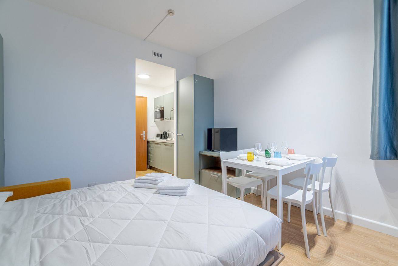 Entire apartment, San Salvario & Porta Nuova Functional Studio x2 in Turin, Turin Province