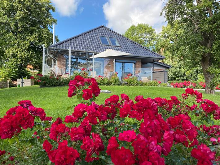 Ferienhaus für 5 Personen, mit Balkon und Terrasse sowie Garten und Sauna