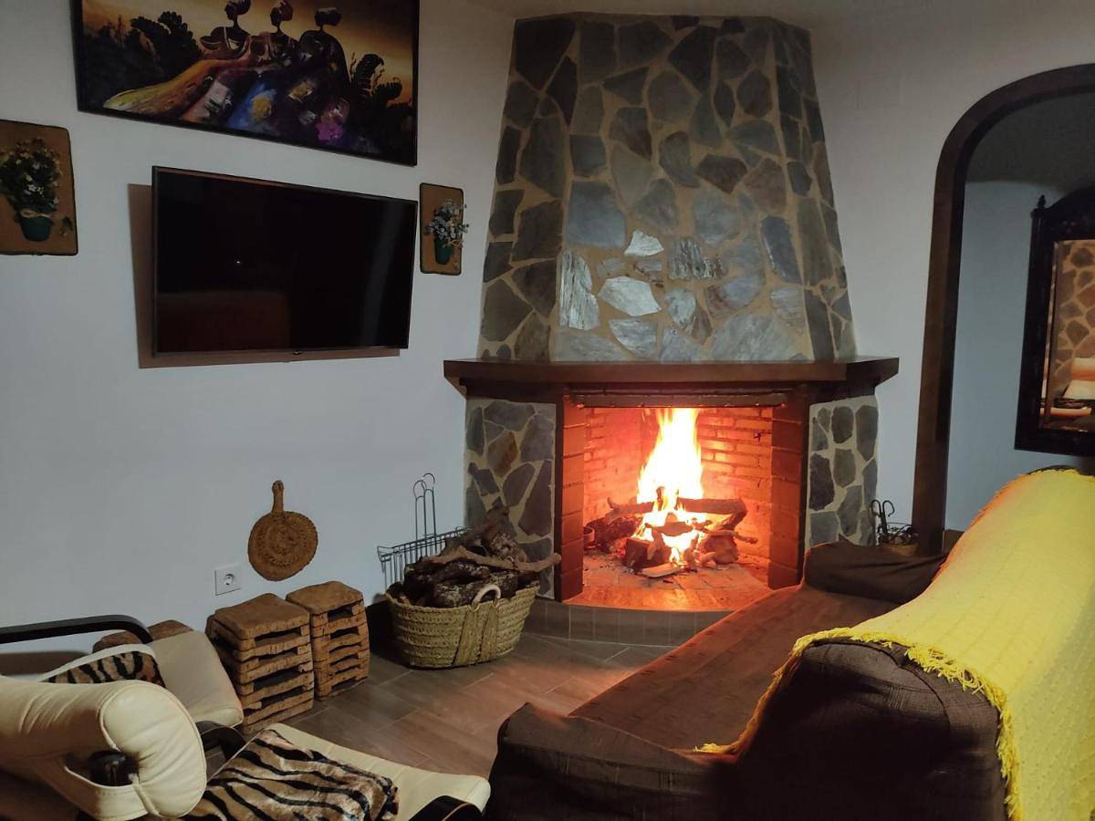 Three-Bedroom House in La Puebla de los Infantes, Sierra Morena