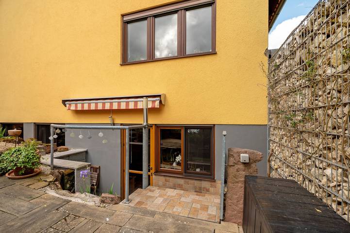 Hel lägenhet, Holiday Apartment 'Casa Mia 2' with Private Garden and Wi-Fi in Bad Dürkheim, Pfälzer Rheinebene