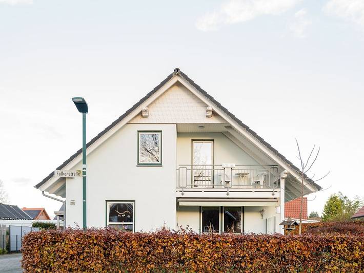 Ferienwohnung für 3 Personen, mit Garten und Balkon in Hesel - 4