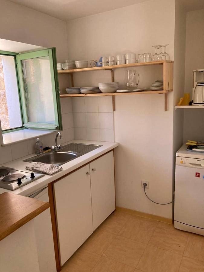 Appartement entier, One-Bedroom Apartment in Le Val, Région de Brignoles