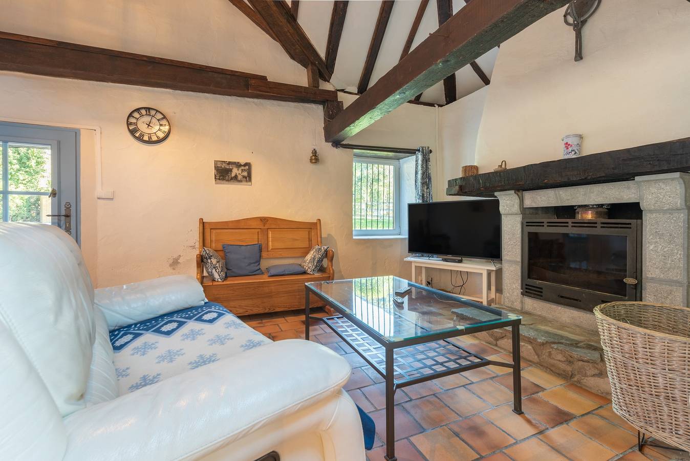 Gîte dans une charmante bergerie, immense terrain privé au cœur des Pyrénées in Castet, Béarn