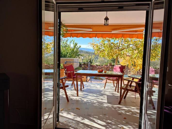 Casa rural para 8 personas, con Balcón y Terraza además de Jardín y Piscina en Torredonjimeno - 3