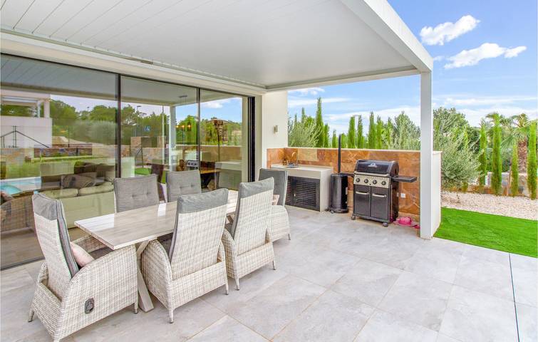 Ferienhaus für 6 Personen, mit Terrasse und Garten sowie Pool in La Mata - 2