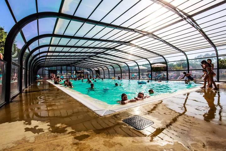 Camping für 5 Personen, mit Terrasse in Guérande