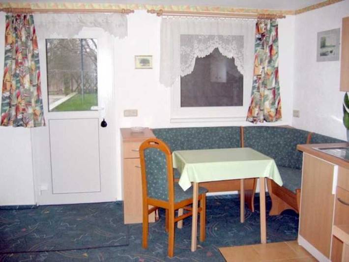 Ferienwohnung für 3 Personen, mit Garten, kinderfreundlich in Parchtitz - 2