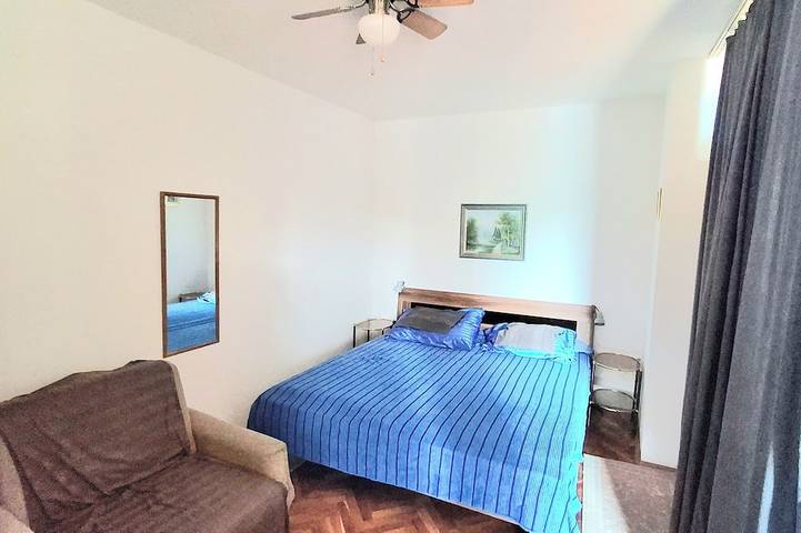 Ganze Wohnung, Luxus-Appartement mit Panoramameerblick in Tisno, nur 100 Stufen zum Meer in Tisno, Dalmatinisches Festland