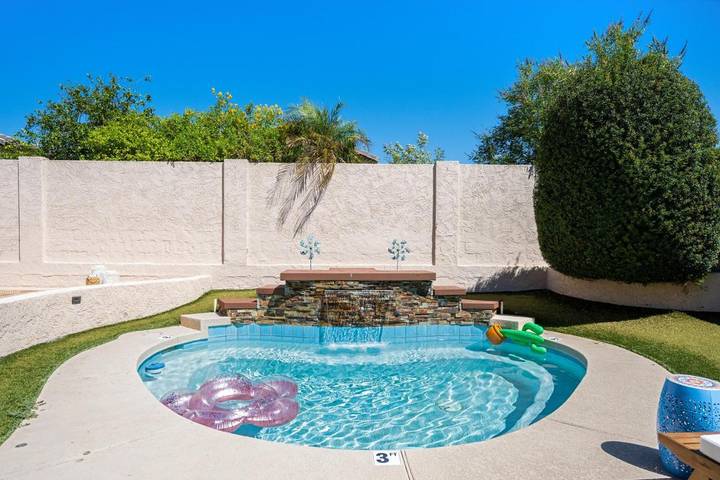 Villa für 8 Personen, mit Pool und Terrasse, mit Haustier in Phoenix