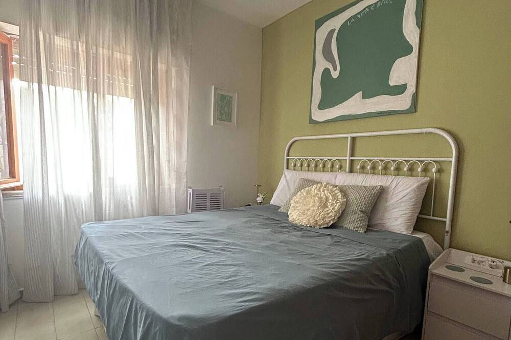 Apartamento entero, Encantador apartamento en planta baja en Scalea con balcón in Scalea, Costa Tirrénica Calabria