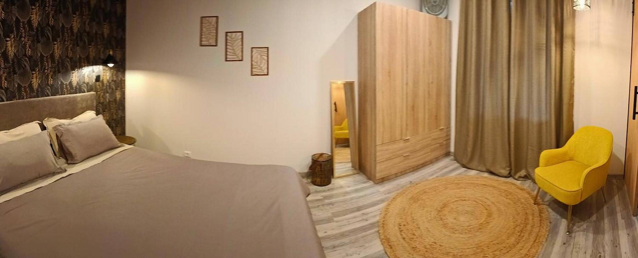 Ganze Wohnung, Homeland Place Al – Zentrale Lage in Horta, nahe Strand und Marina in Horta, Faial