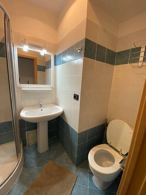 Apartamento vacacional entero, 1 Bed Flat - Sleeps 2 - Pets - Smoking on terrace in Praga, Región de Bohemia Central