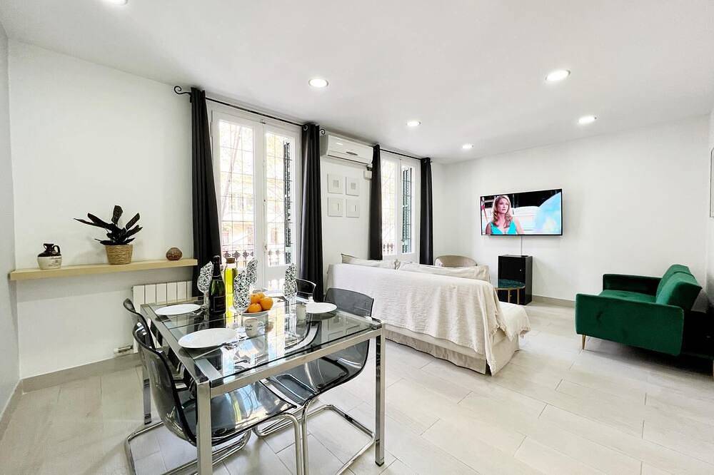 Appartamento vacanze a Barcelonès a partire da 213€ a notte