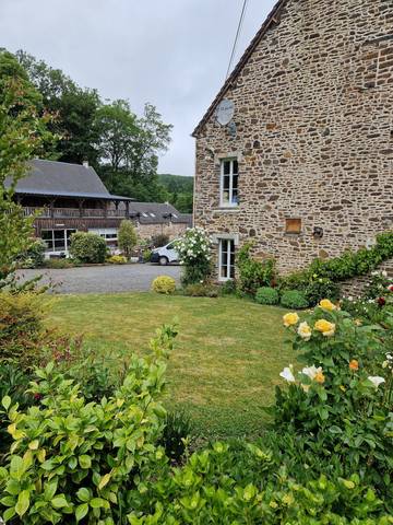 Chambre d’hôte pour 4 personnes, avec jardin à Campandré-Valcongrain