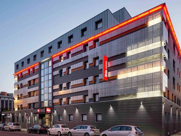 Hôtel pour 4 personnes, avec terrasse