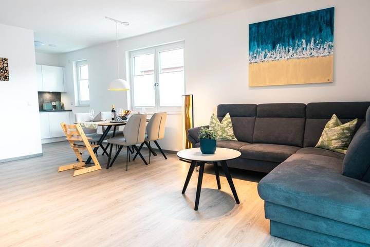 Ferienwohnung für 4 Personen, mit Terrasse und Garten sowie Ausblick