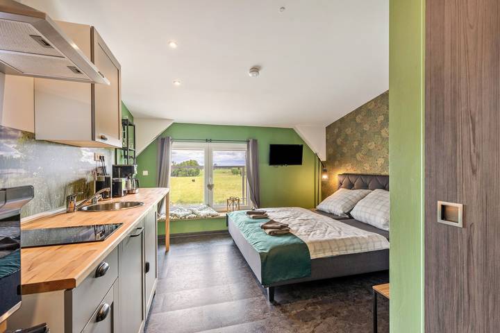 Ferienwohnung für 2 Personen, mit Garten und Seeblick in Friedrichswalde, Brandenburgische Seenplatte GmbH Region