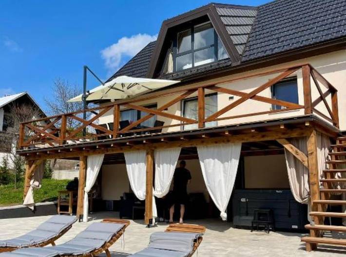 Ferienhaus für 10 Personen, mit Garten und Sauna