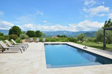 Gîte pour 4 personnes, avec piscine, animaux acceptés à Saint-Lattier