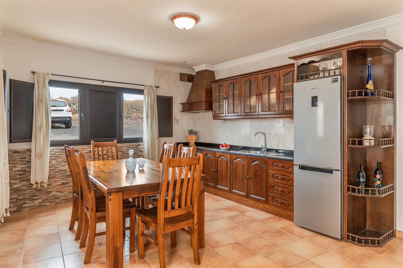Casa Vacacional 'La Casita Villalba' con Vista al Mar, Terraza Privada y Wi-Fi in Punta de las Mujeres, Haría
