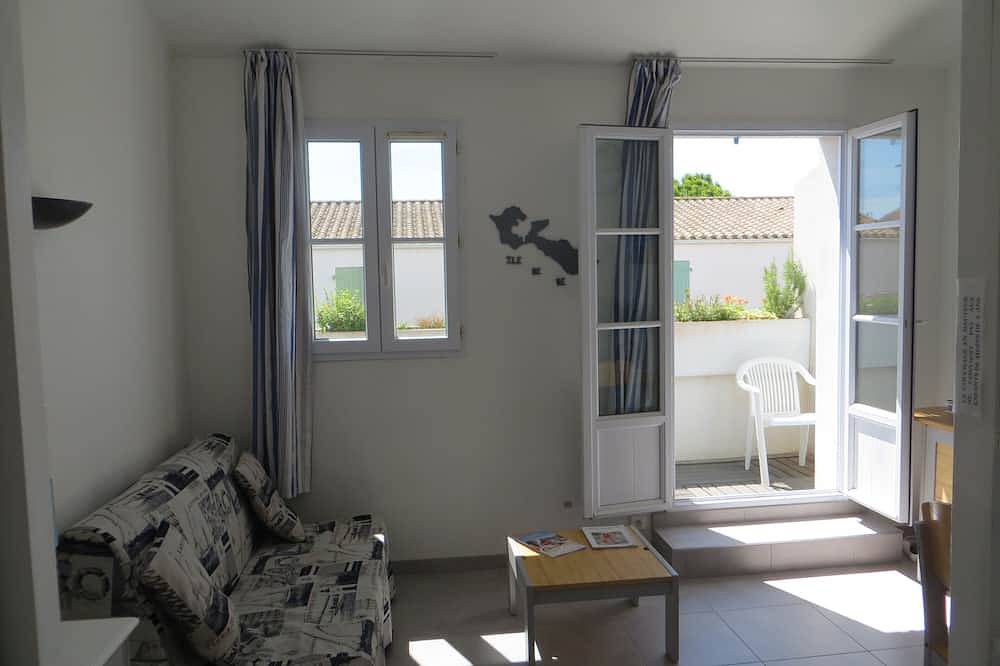 Appartement entier, Joli Studio La Flotte En Re , Piscine Chauffee in La Flotte, Île de Ré