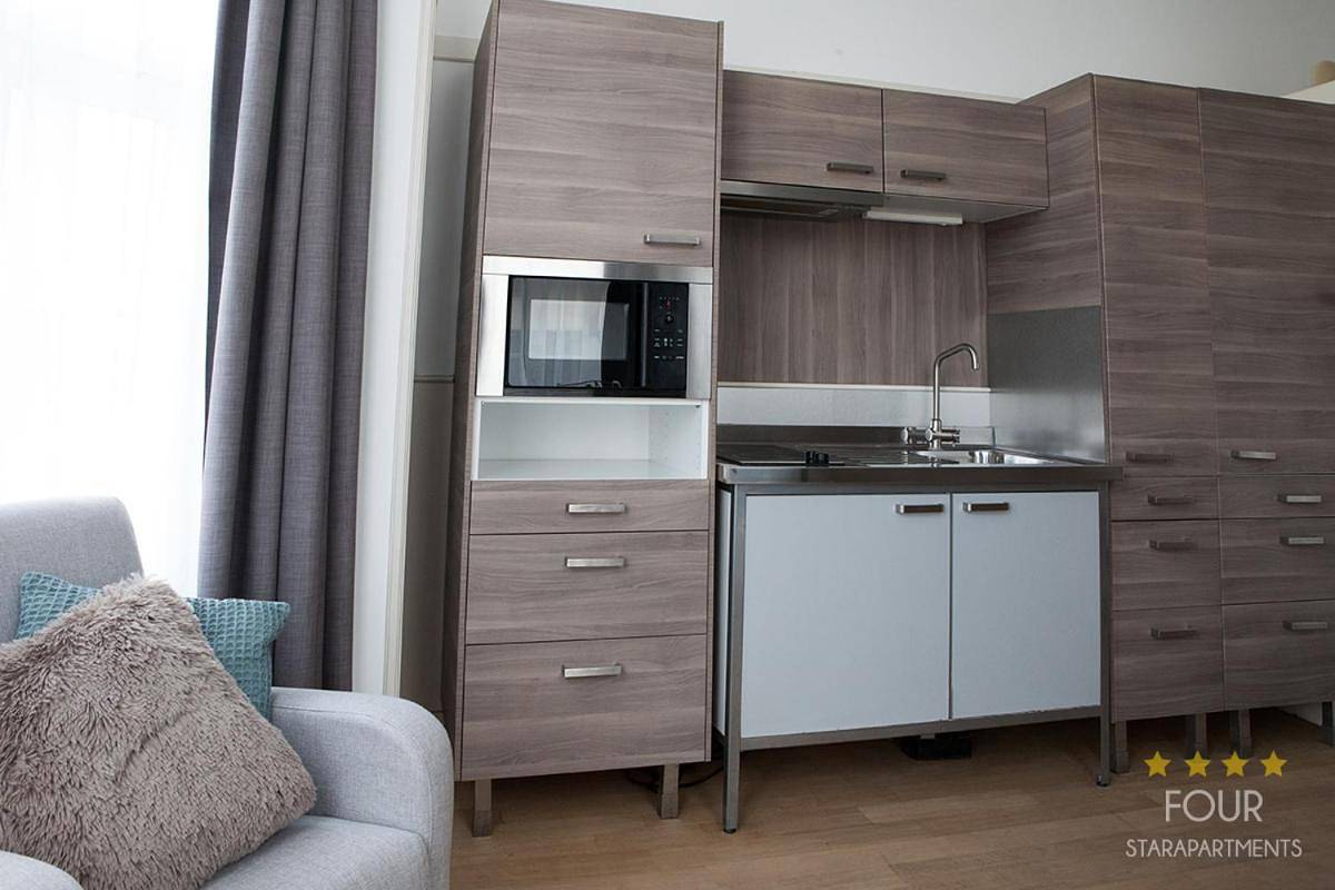 Entire apartment, Studio with Balcony in Scheveningen, Den Haag